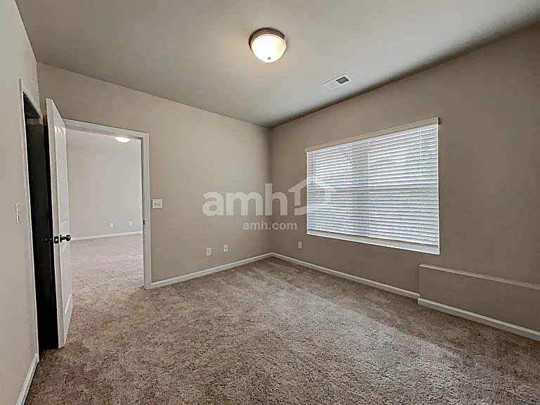 358 Winston Cir — Photo 19