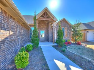 1412 NW 17th Pl, Newcastle, OK 73065