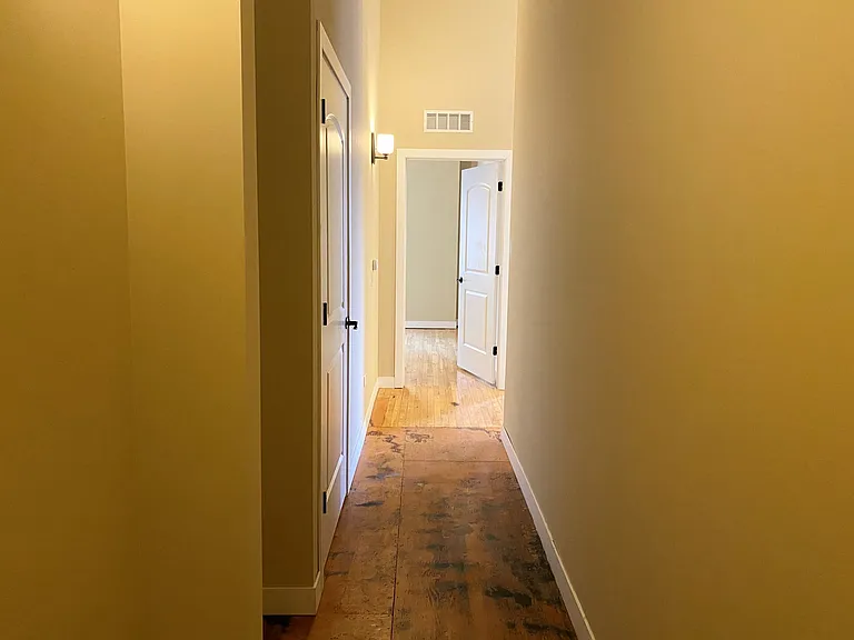 Pioneer Endicott — Photo 104