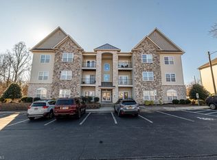 3620 Spanish Peak Dr APT 2D, High Pt, NC 27265