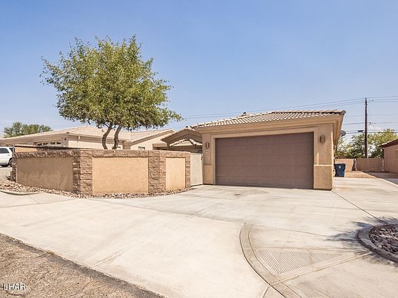 3rd image of 2694 Bluewater Dr