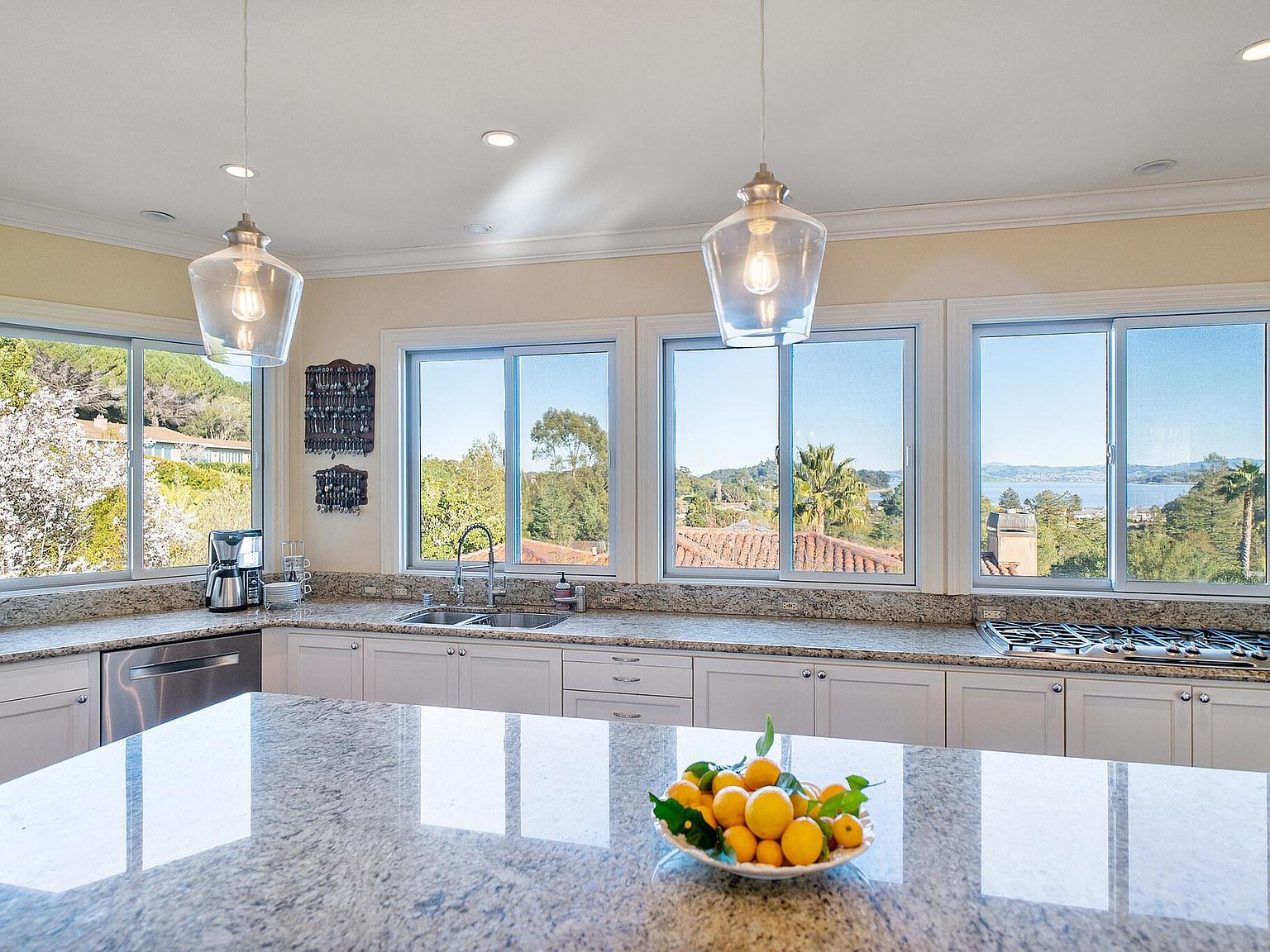 165 Main Dr, San Rafael, CA 94901 Zillow