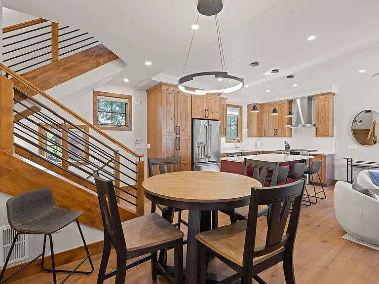 204 S 4th Ave — Photo 13
