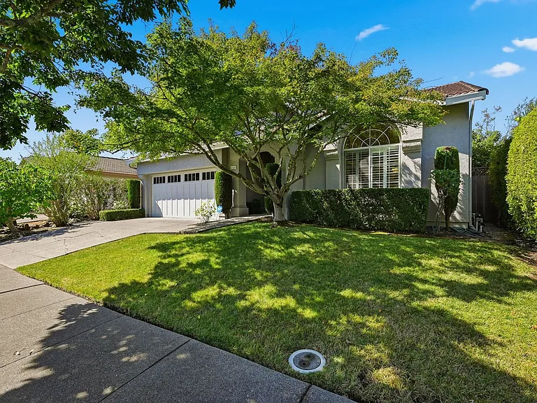 4125 Fireside Ct — Photo 47