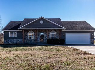 119 Lake Shore Dr, Windsor, MO 65360
