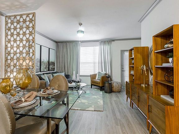 4th image of 901 N Garden Ridge Blvd APT 1302