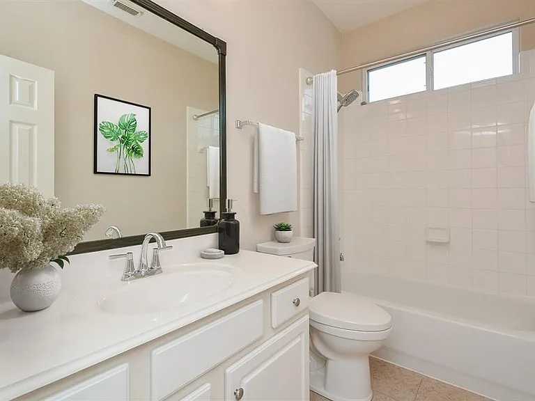 6102 Meadowstream Ct — Photo 11