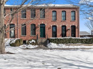 3556 Barter St, Saint Charles, MO 63301