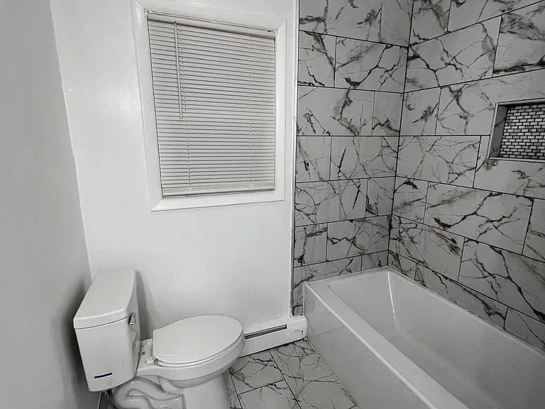 437 Carvin St — Photo 14