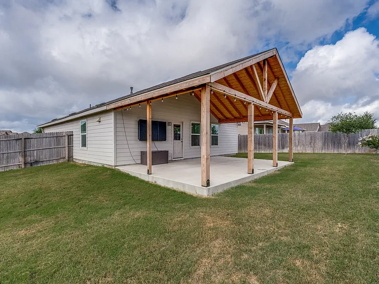 10535 Hammock Hl — Photo 21