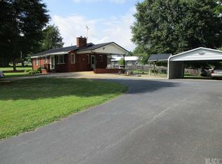 932 Friendship Church Rd, Taylorsville, NC 28681