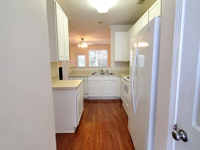8206 City Loft Ct — Photo 3
