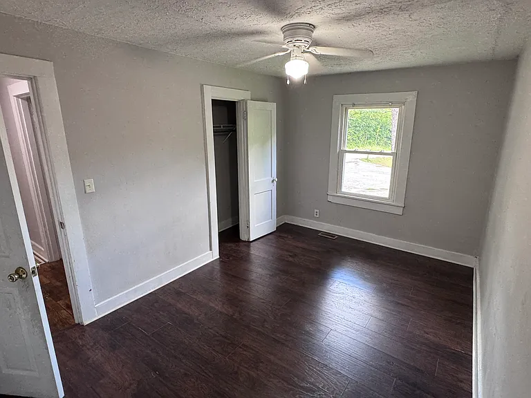904 Dunlap St — Photo 10