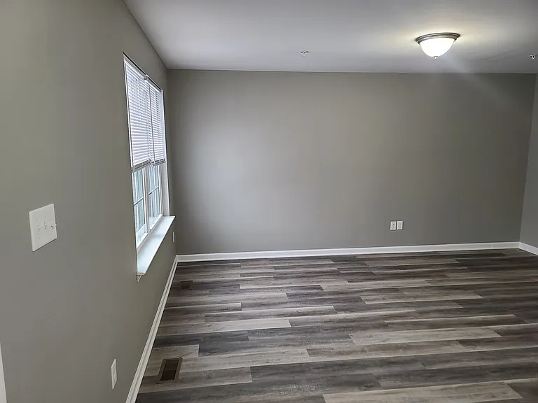 395 Viewpoint Way — Photo 3