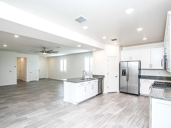 2nd image of 28840 N 40th Pl