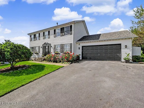 578 Epirus Hl, Clarks Summit, PA 18411