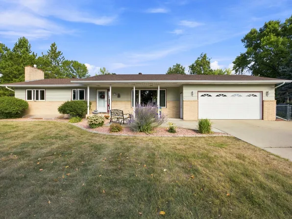 3657 River Dr S, Fargo, ND 58104