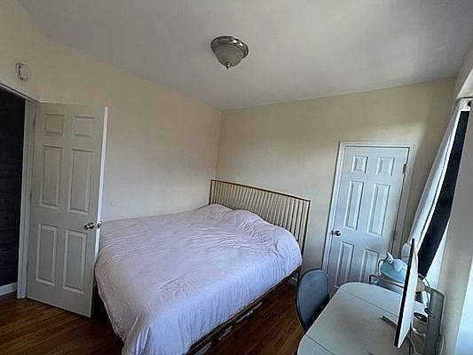 5th image of 207 W 11th St APT 4D