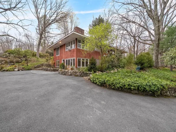 230 Watch Hill Road, Cortlandt Manor, NY 10567