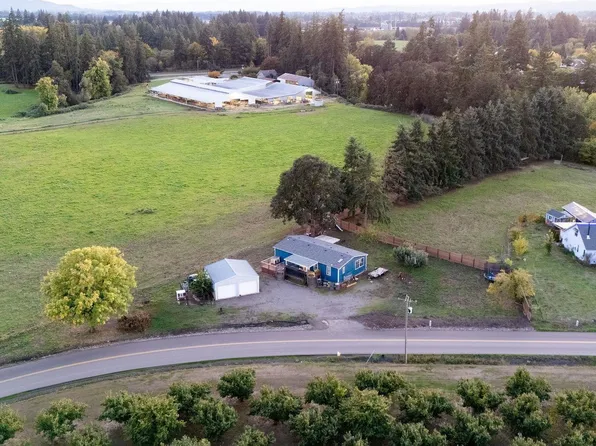 13650 NE Stoller Rd, Dayton, OR 97114
