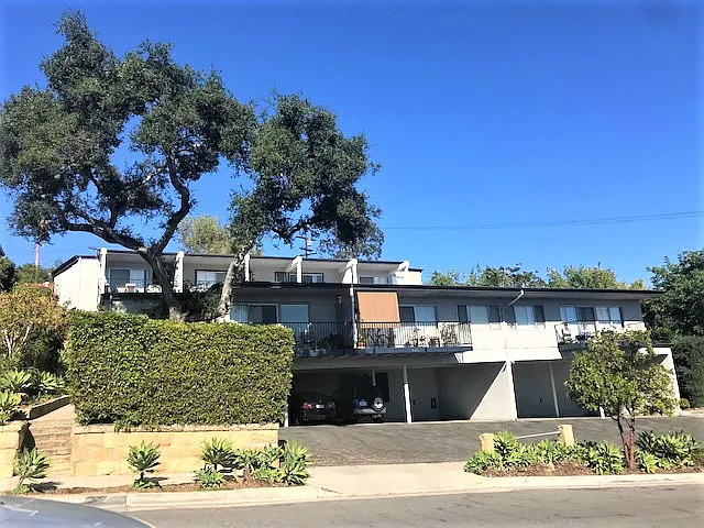 1606 Grand Ave #J