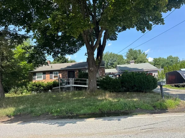 944 East St, Tewksbury, MA 01876