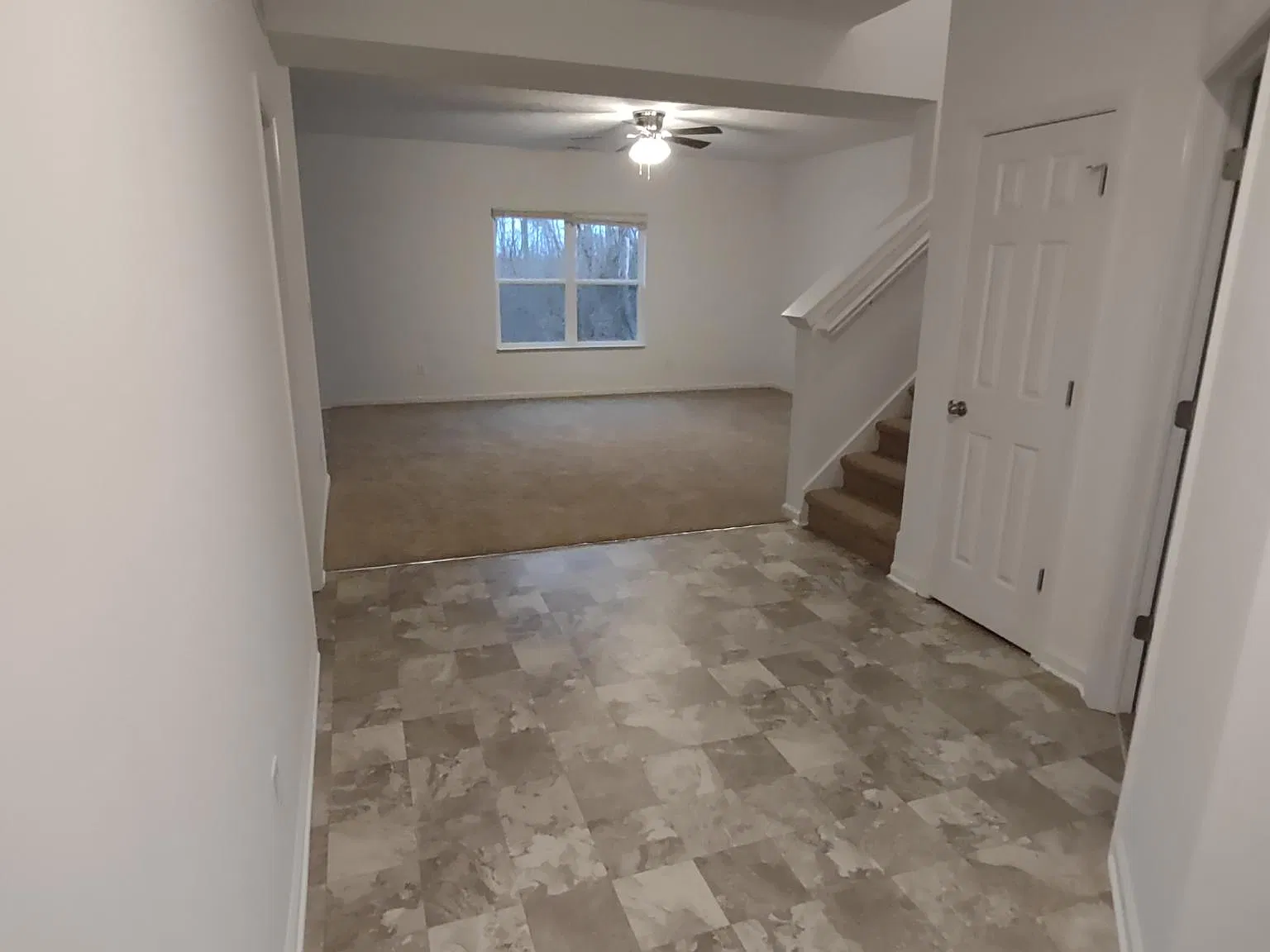 1199 Saticoy Ct — Photo 3