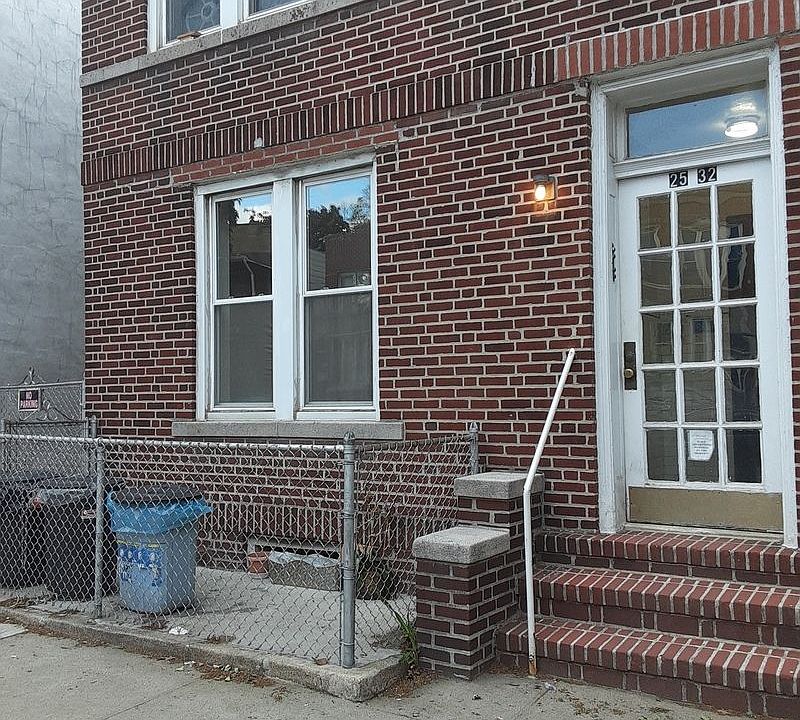 1st image of 25-32 34th St #1F