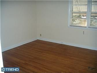 5th image of 190 Madison Dr