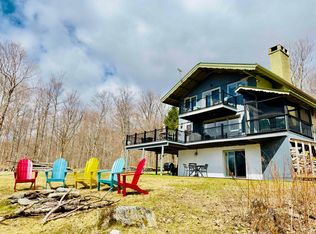 641 Highland Dr, Montgomery Center, VT 05471