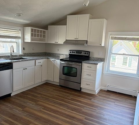 2nd image of 50 Warner St #3