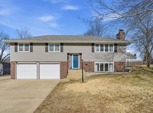 4330 SE 26th Ter, Topeka, KS 66605