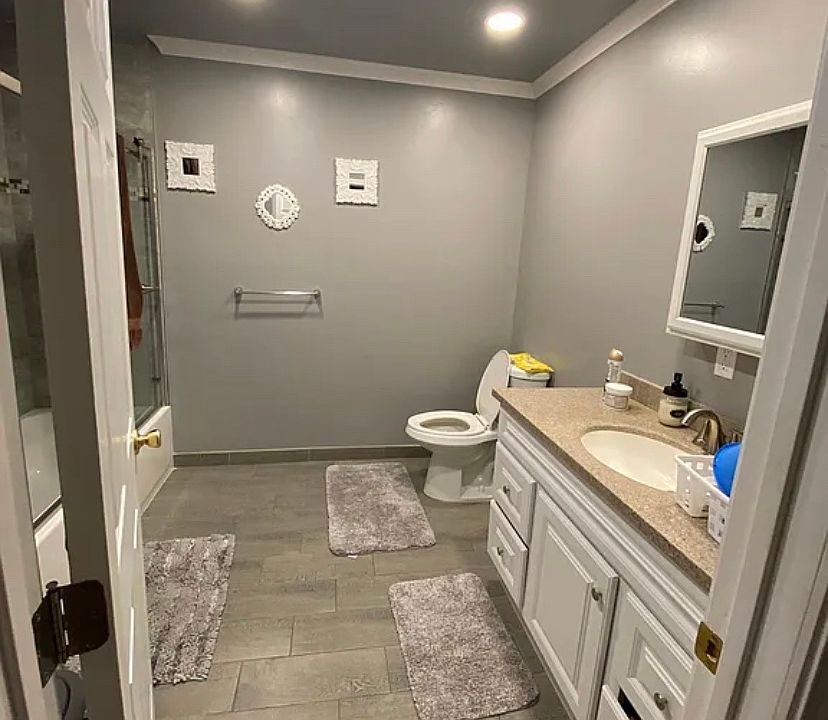 1st image of 4539 Maine Ave #1