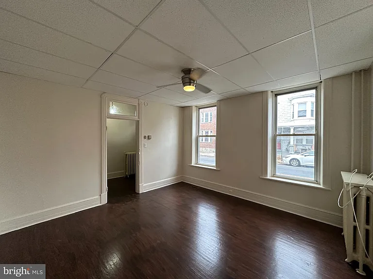 414 S Potomac St — Photo 10