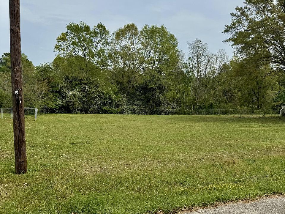 2nd image of Carmen Ct