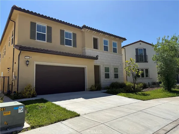 19042 Martino Ct, Santa Clarita, CA 91350