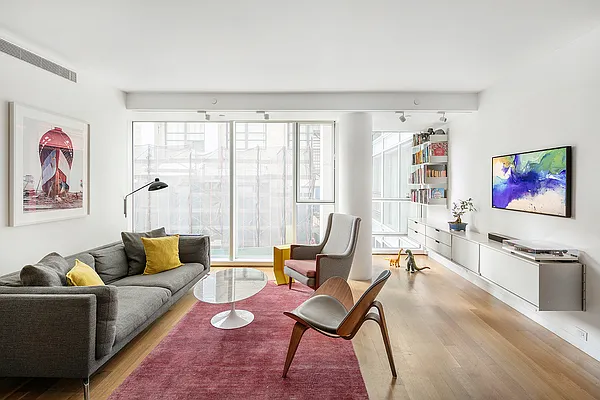 Sold by Compass | media 1