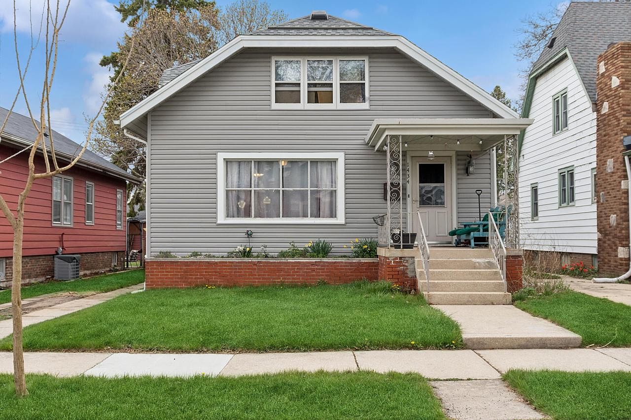 1434 Blaine AVENUE, Racine, WI 53405 Zillow