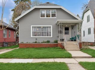 1434 Blaine Ave, Racine, WI 53405