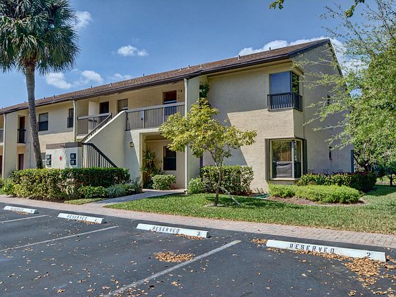 3rd image of 3011 Carambola Cir S #2306