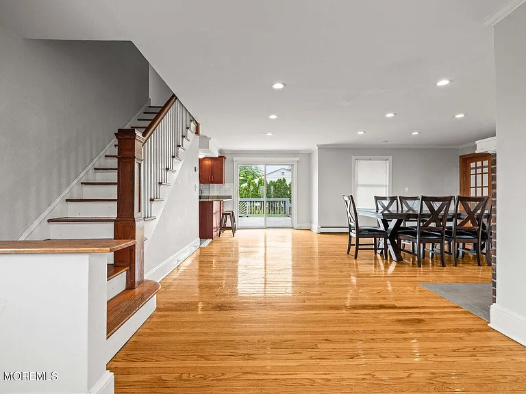 334 Norgrove Pl — Photo 6