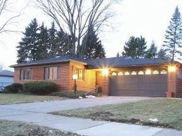 34646 Julie Dr, Romulus, MI 48174