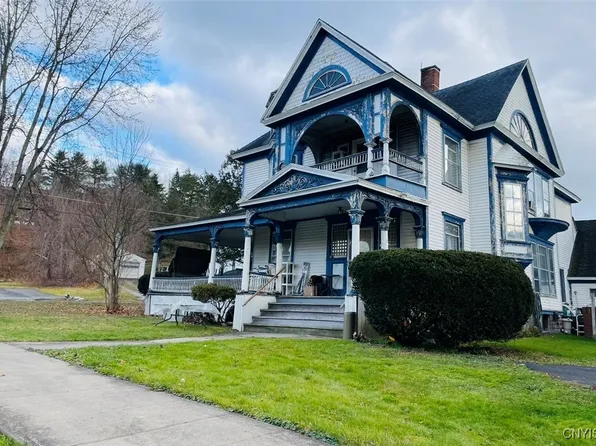 1 Brink St, Marathon, NY 13803