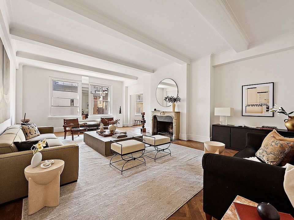 1st image of 33 E 70th St #5E