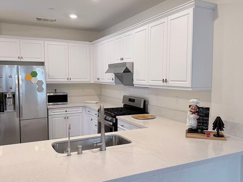 1st image of 4744 S Bresse Paseo
