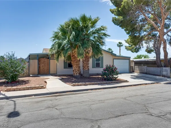 5423 N Sir Richard Dr, Las Vegas, NV 89110