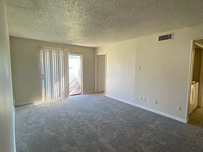 8110 Skillman St #1047H — Photo 16
