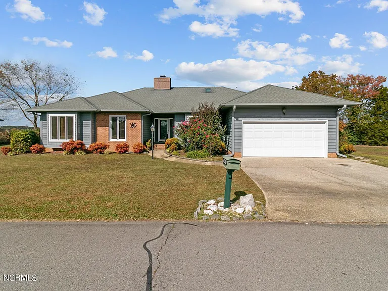 867 Castleberry Ct — Photo 46
