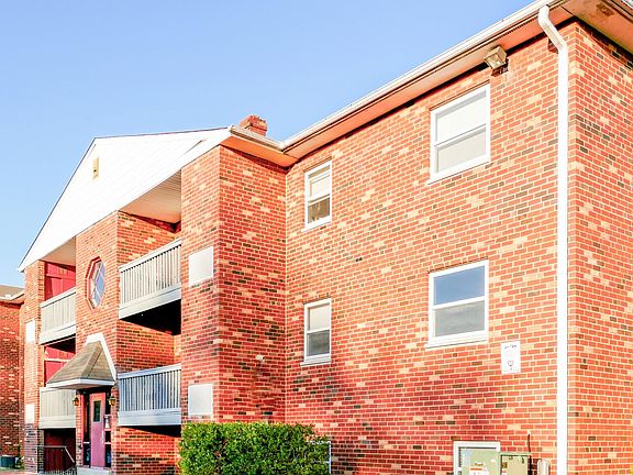 2nd image of 221 Greenbank Rd #0075c1a61