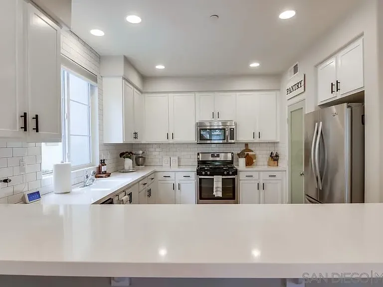 1423 Shearwater St #2 — Photo 22